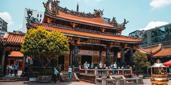 Taiwan Travel Guide 2025: Best Places, Food, and Hidden Adventures